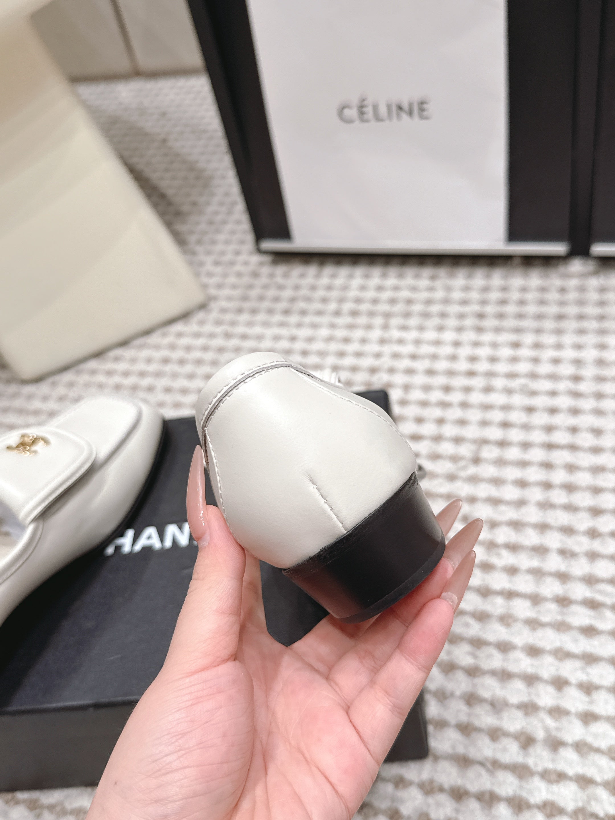 CHANEL 26S LOAFERS IN WHITE CALFSKIN WITH GOLD-TONE CC LOGO