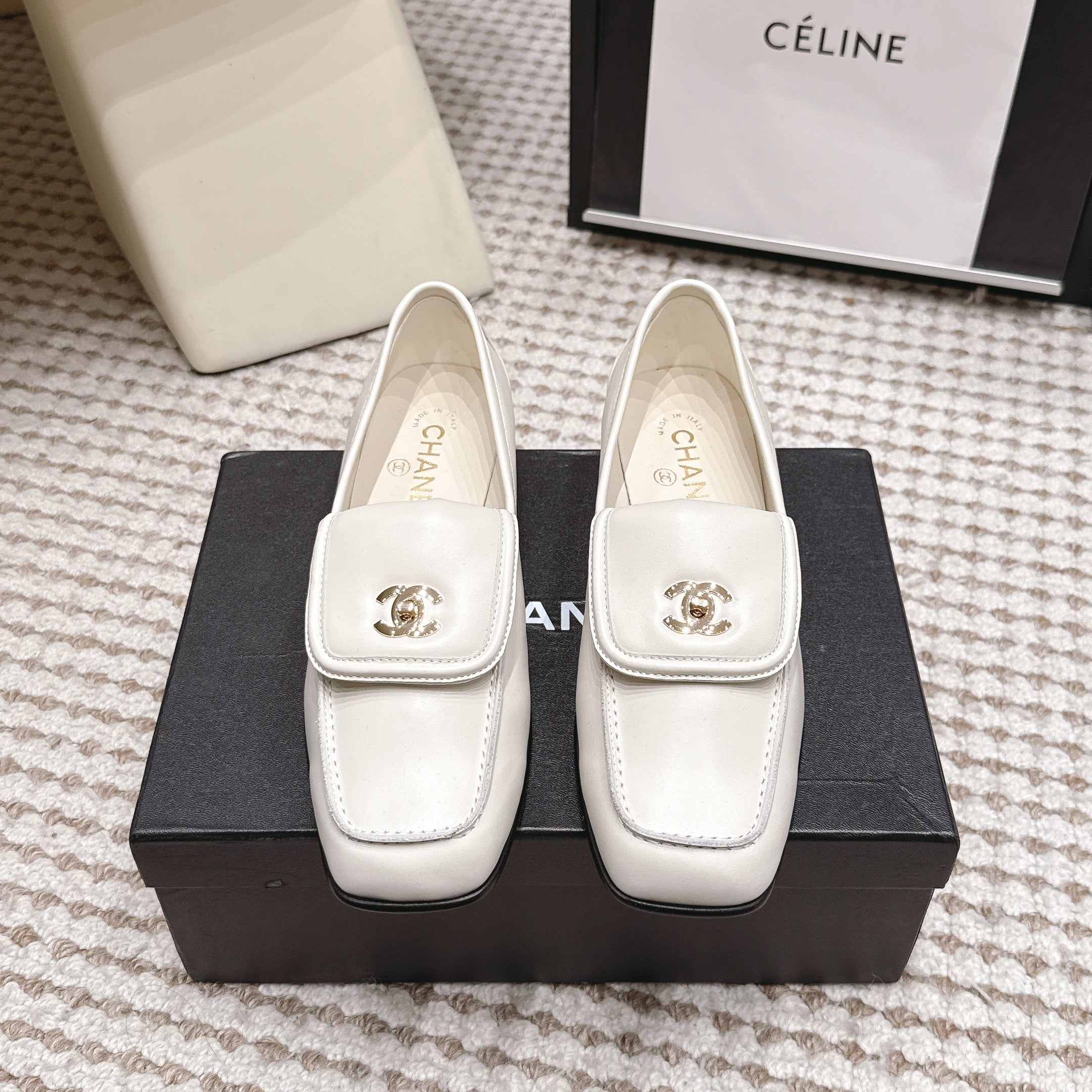 CHANEL 26S LOAFERS IN WHITE CALFSKIN WITH GOLD-TONE CC LOGO