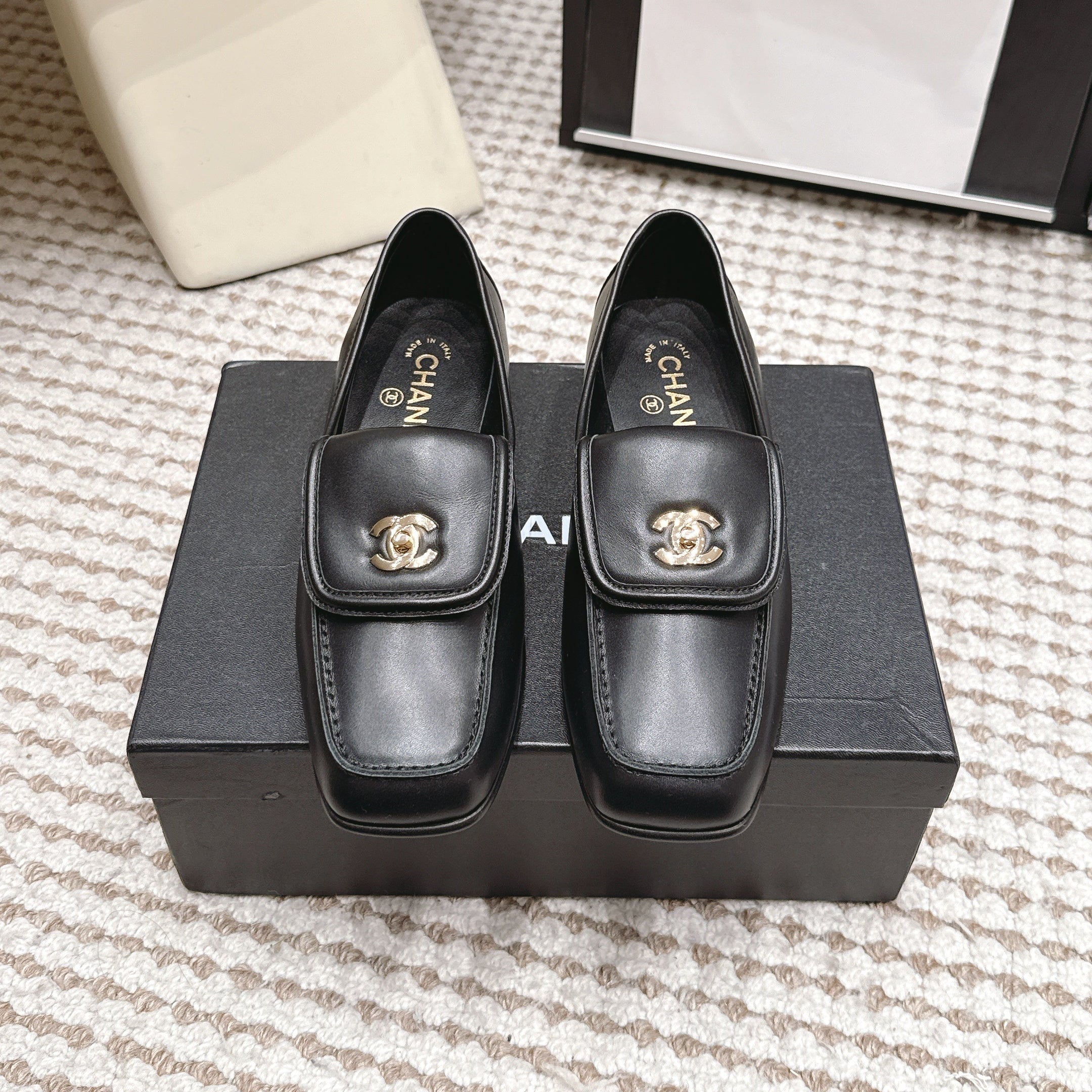 CHANEL 26S LOAFERS IN BLACK CALFSKIN WITH GOLD-TONE CC LOGO