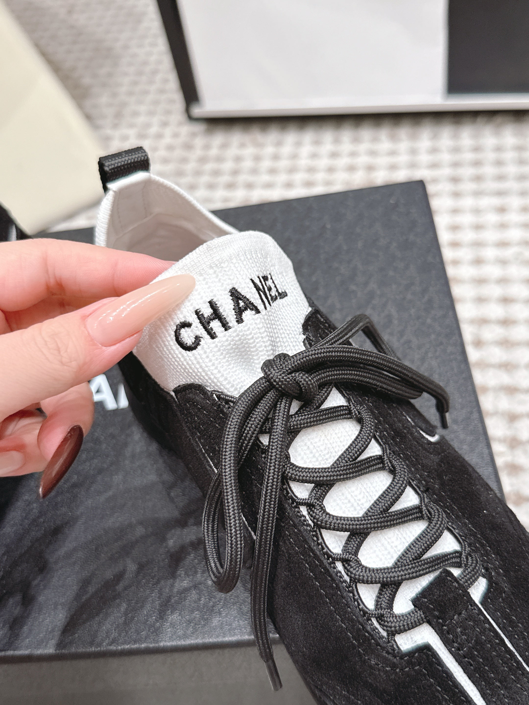 CHANEL 26S PLATFORM SNEAKERS 30 MM IN BLACK SUEDE WITH WHITE FABRIC