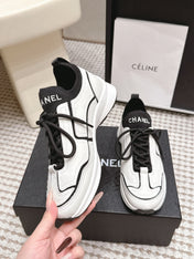 CHANEL 26S PLATFORM SNEAKERS 30 MM IN WHITE CALFSKIN WITH BLACK FABRIC