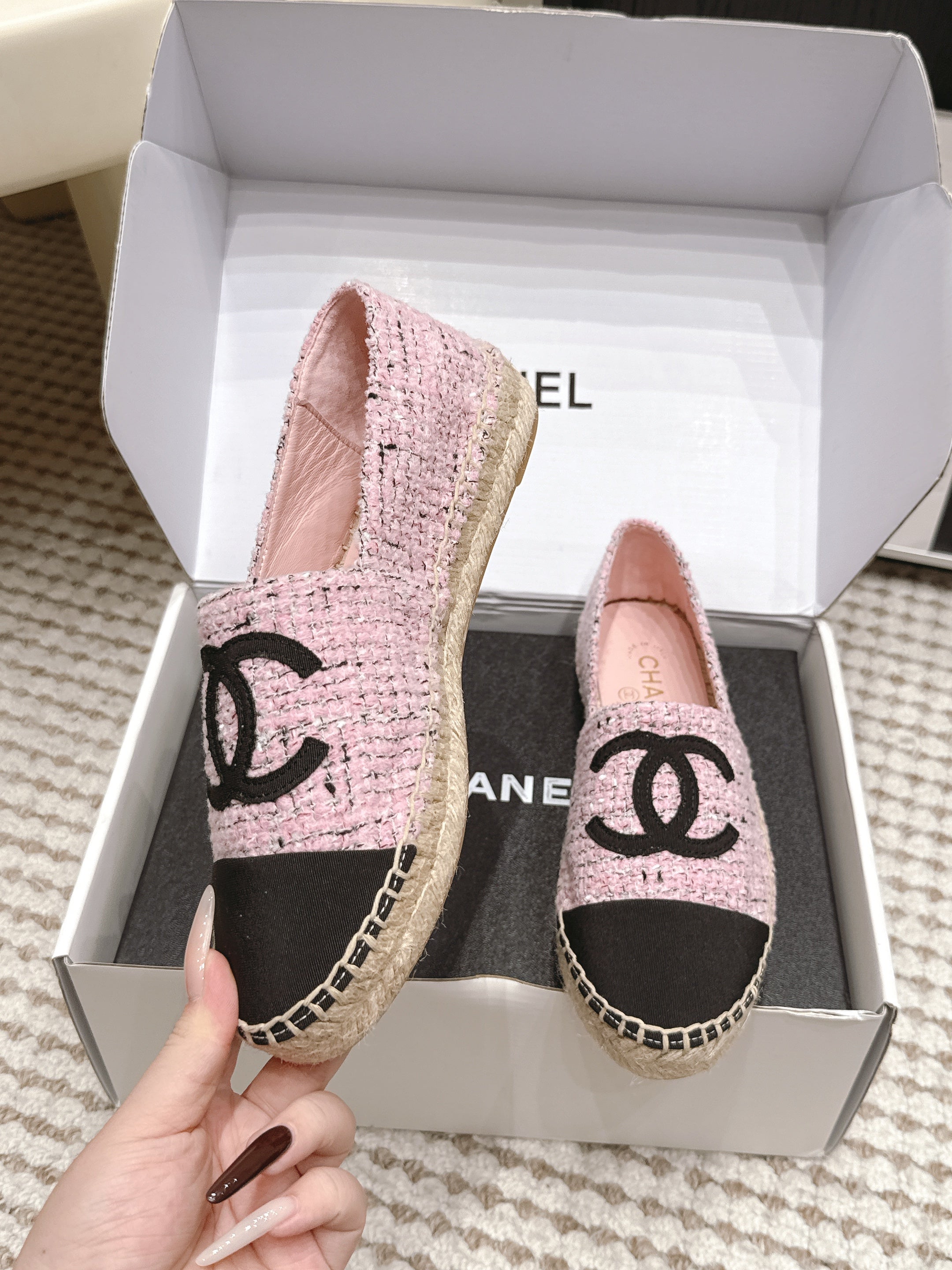 CHANEL 26S SLIP ONS IN PINK MIX BLACK TWEED AND PATENT CALFSKIN