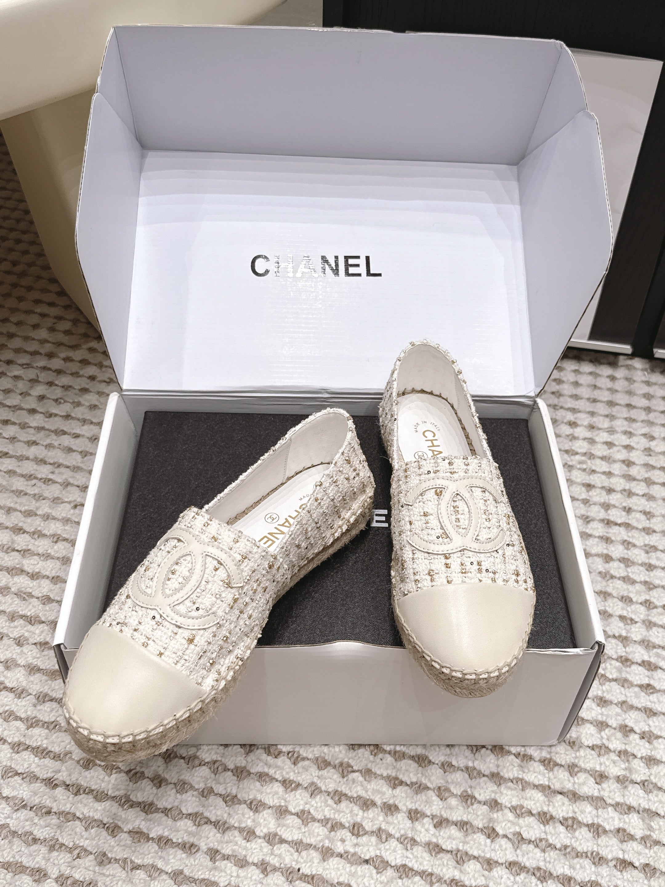 CHANEL 26S SLIP ONS IN WHITE TWEED AND PATENT CALFSKIN