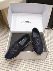 CHANEL 26S SLIP ONS IN NAVY BLUE TWEED AND PATENT CALFSKIN