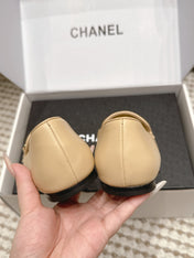 CHANEL 26S SQUARE TOE FLATS IN BEIGE CALFSKIN WITH GOLD TONE CC LOGO