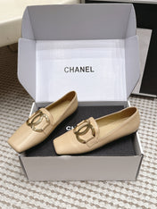 CHANEL 26S SQUARE TOE FLATS IN BEIGE CALFSKIN WITH GOLD TONE CC LOGO