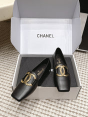 CHANEL 26S SQUARE TOE FLATS IN BLACK CALFSKIN WITH GOLD TONE CC LOGO