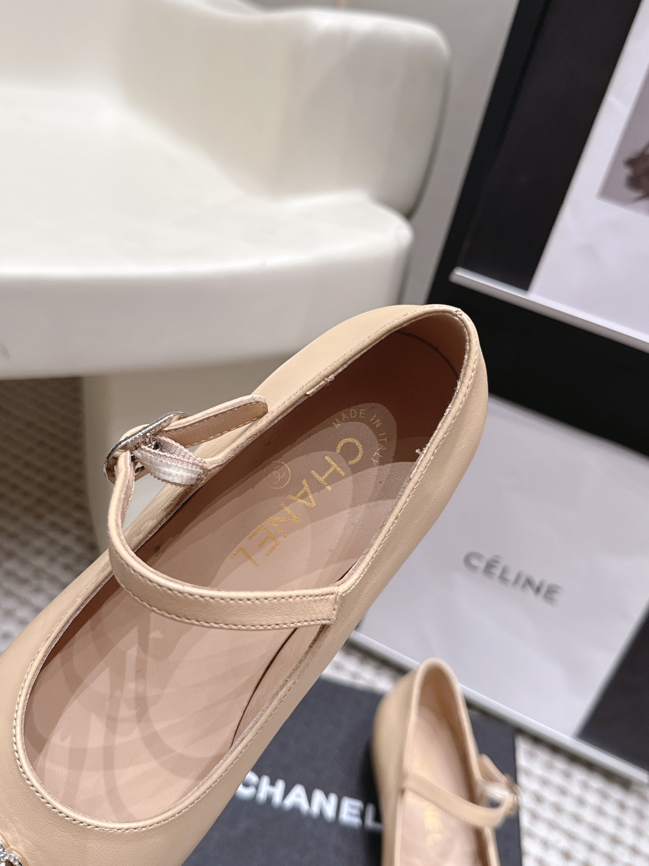 CHANEL 26S SQUARE TOE MARY JANE FLATS IN BEIGE CALFSKIN