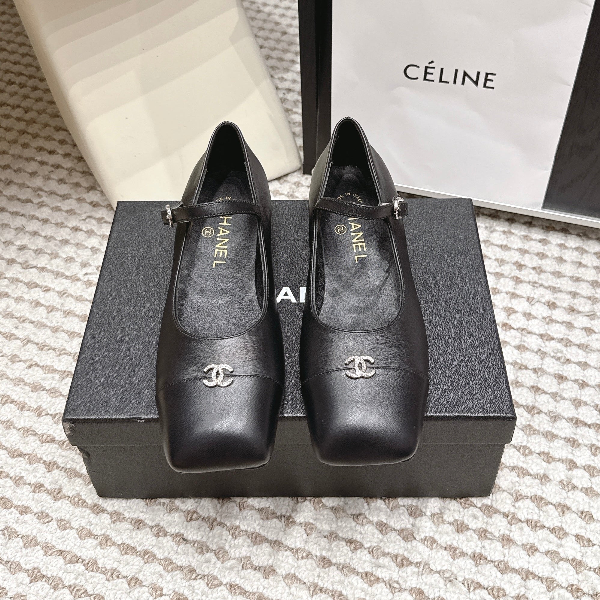 CHANEL 26S SQUARE TOE MARY JANE FLATS IN BLACK CALFSKIN