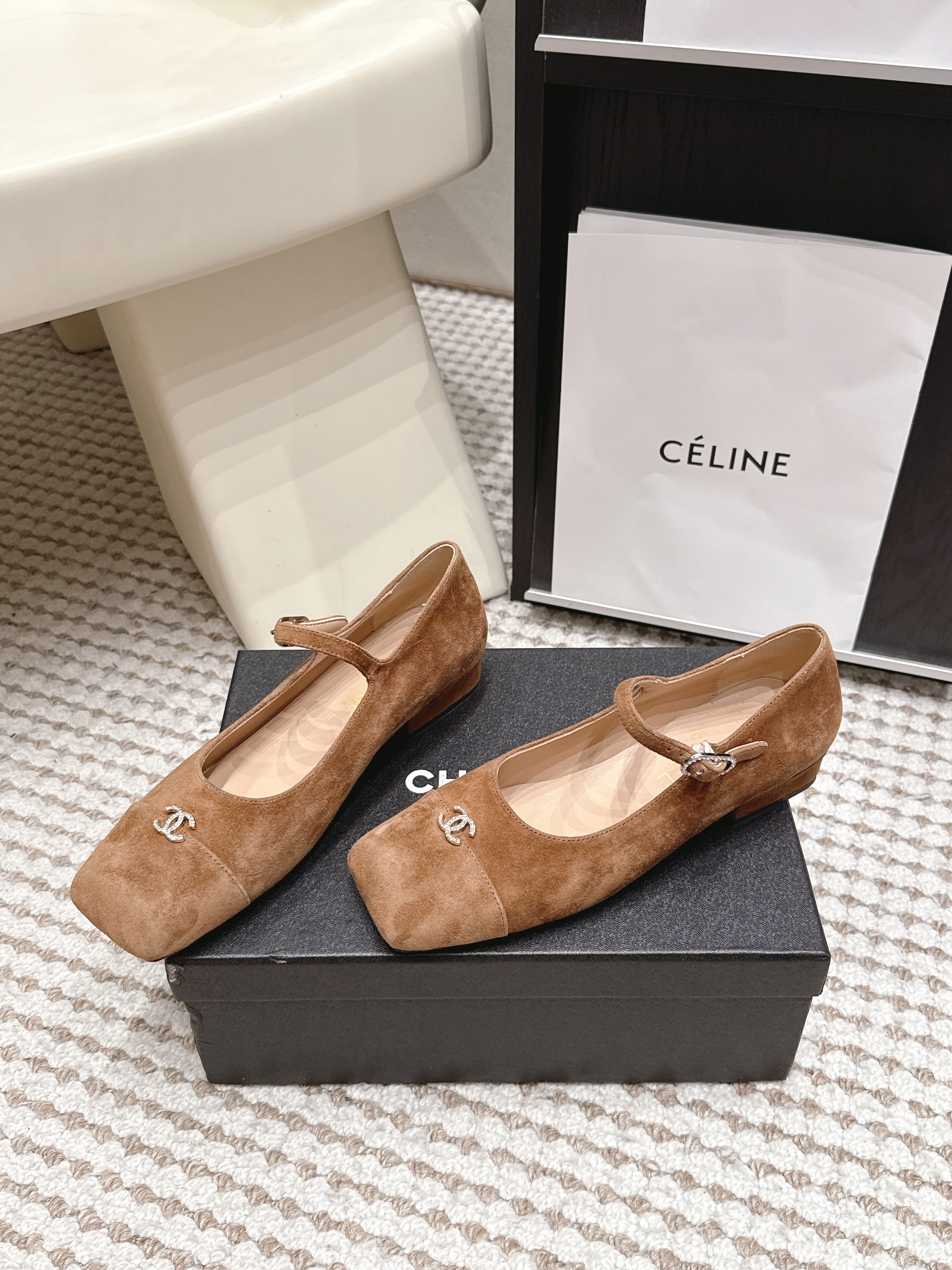 CHANEL 26S SQUARE TOE MARY JANE FLATS IN BROWN SUEDE
