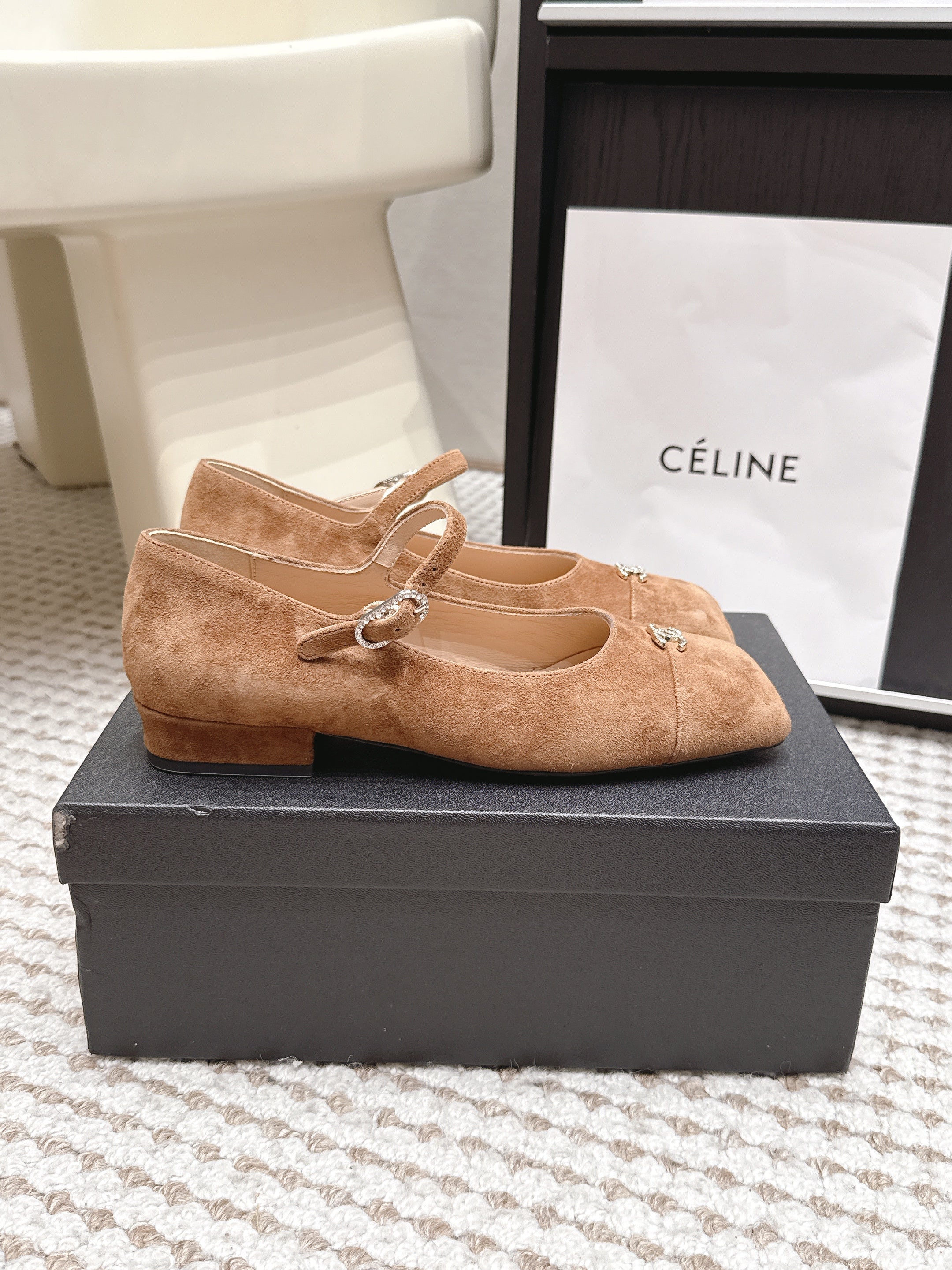 CHANEL 26S SQUARE TOE MARY JANE FLATS IN BROWN SUEDE