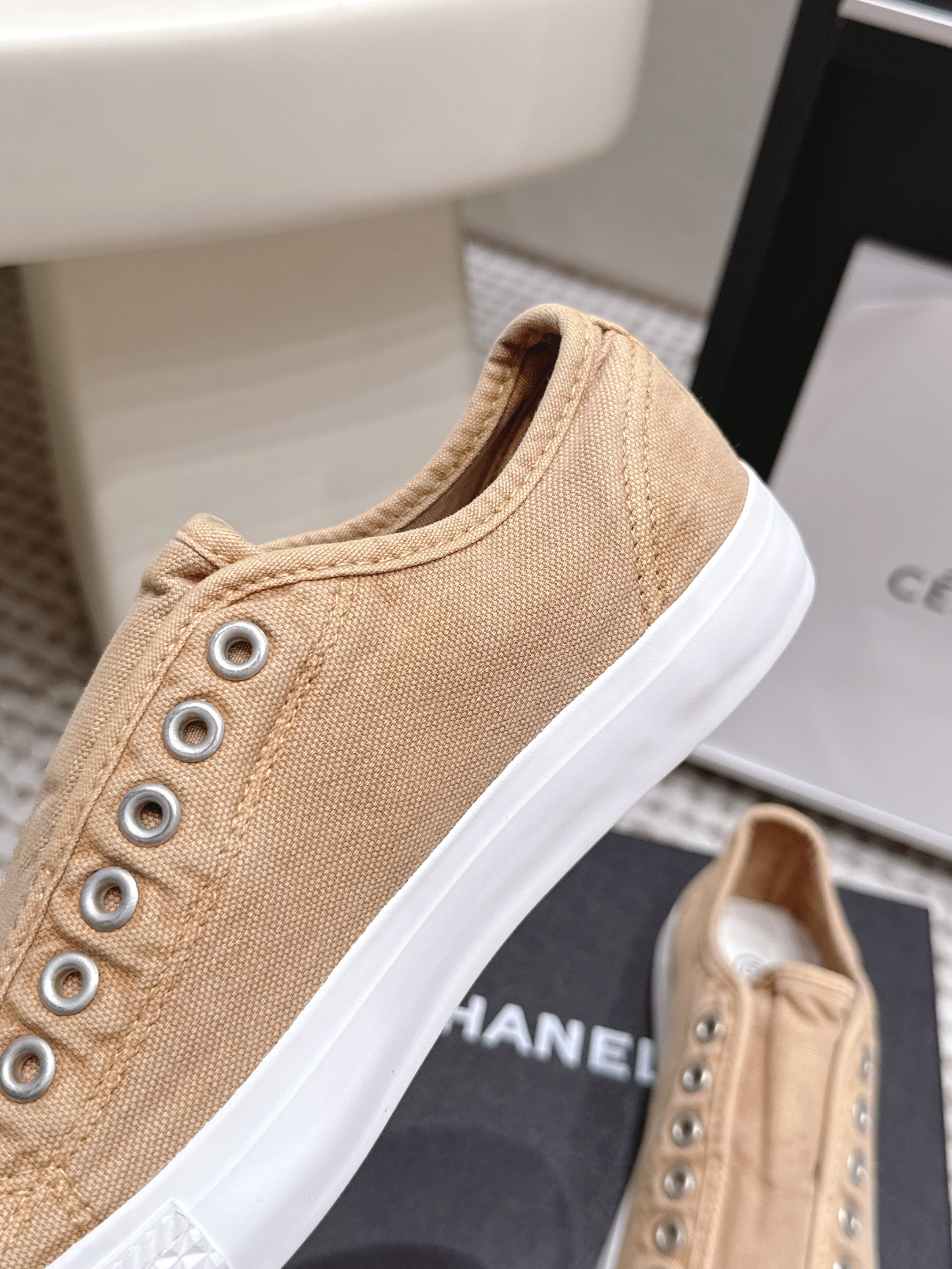 CHANEL 26S SNEAKERS IN BEIGE CANVAS