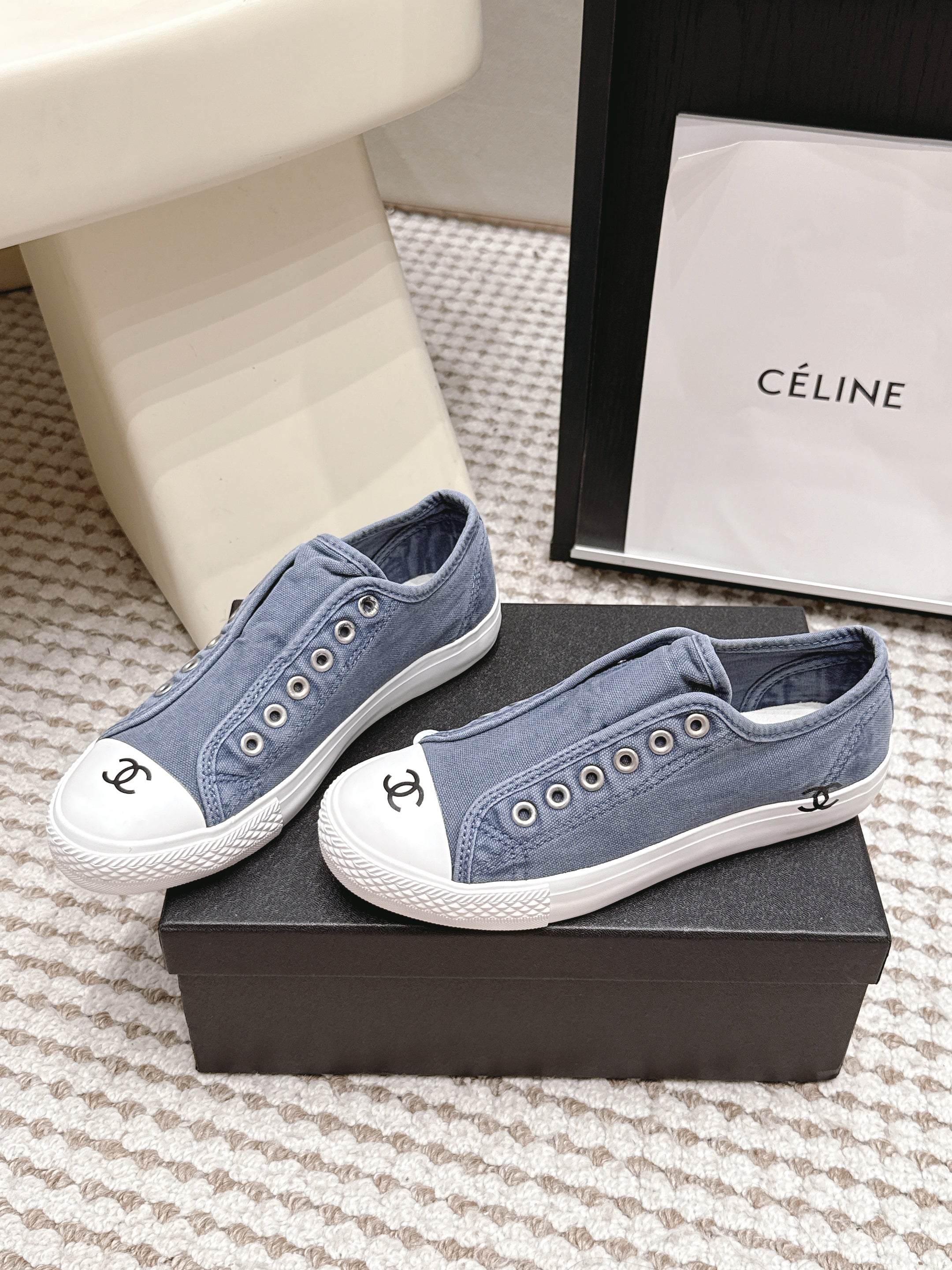 CHANEL 26S SNEAKERS IN BLUE DENIM
