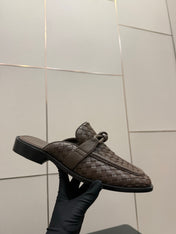 BOTTEGA VENETA 26S BACKLESS LOAFERS IN BROWN TECHNICAL WOVEN CALFSKIN STYLE 1