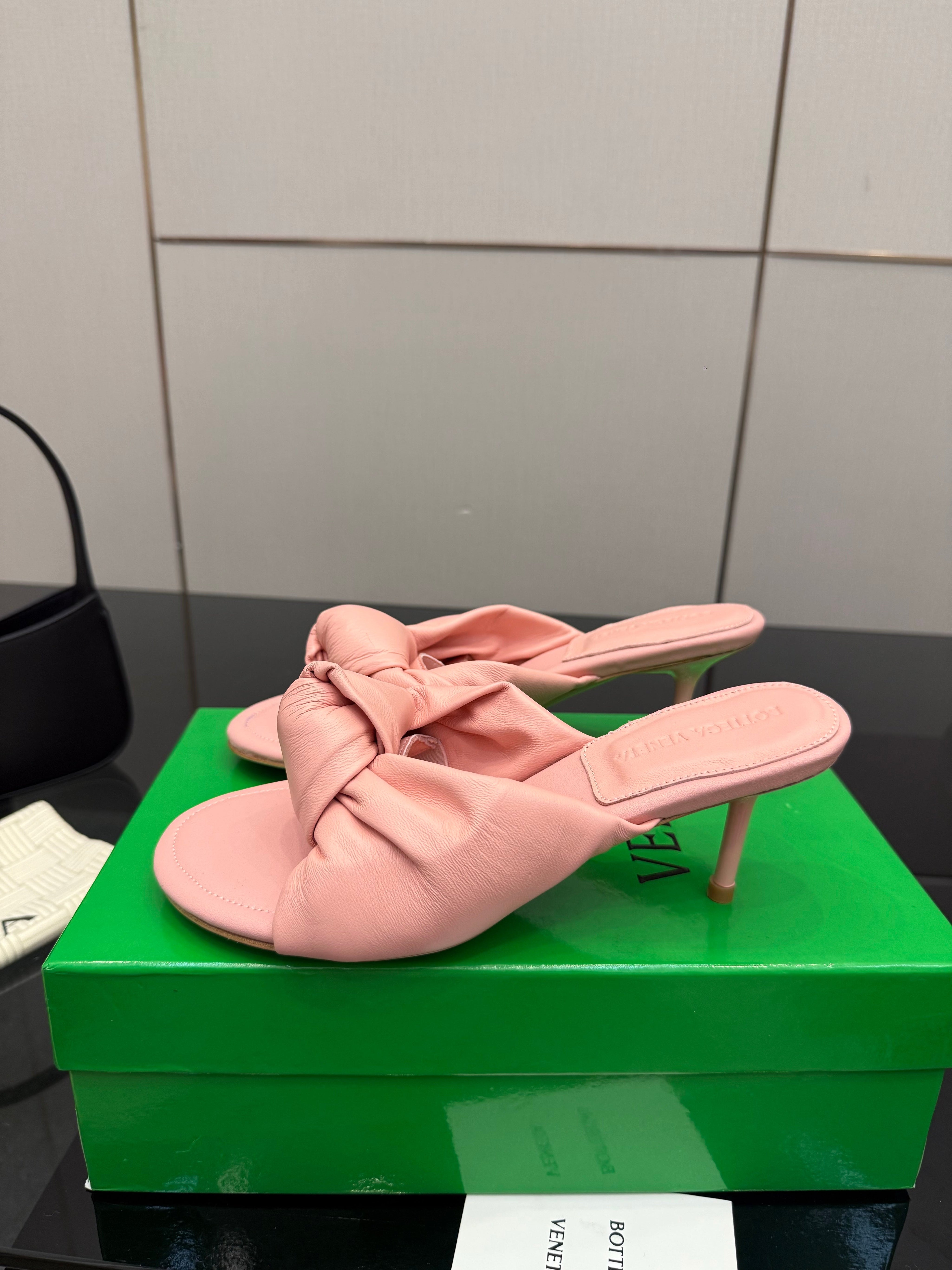 BOTTEGA VENETA 26S KNOT-STRAP HIGH-HEEL SANDALS IN PASTEL PINK LAMBSKIN