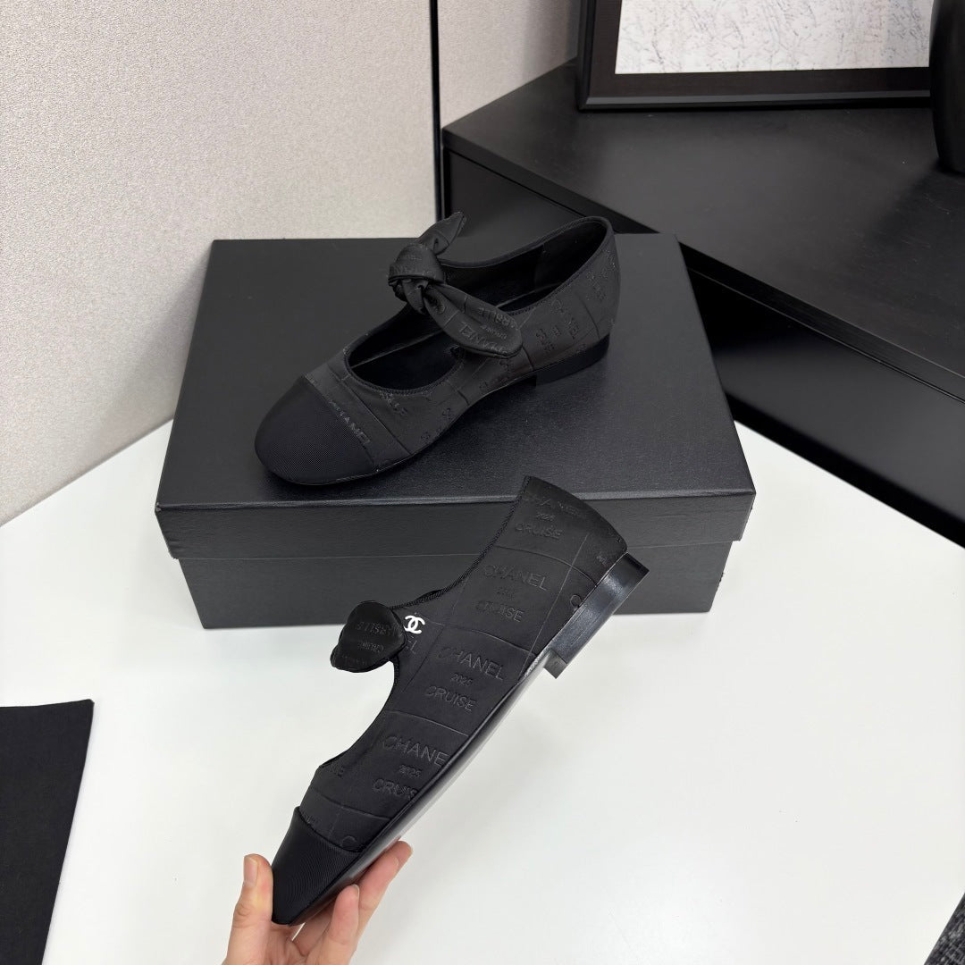 CC BALLET FLATS 25S IN BLACK FABRIC WITH BOW