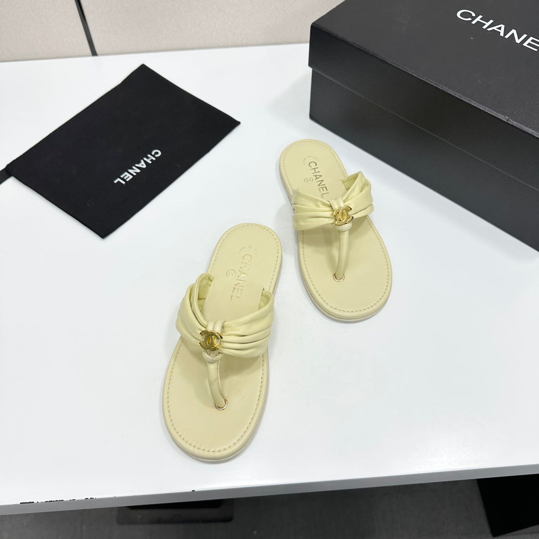 CHANEL 26S THONG SANDALS IN LIGHT YELLOW LAMBSKIN