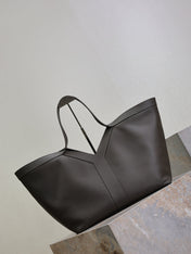 YSL 25S Y MAXI TOTE 50 IN MUTED CHARCOAL CALFSKIN GOLD HARDWRE