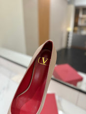 VALENTINO 26S HIGH HEELS 45 MM IN BEIGE SMOOTH CALFSKIN WITH GOLD HARDWARE
