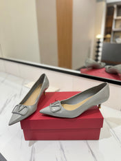 VALENTINO 26S HIGH HEELS 45 MM IN GREY PATENT CALFSKIN