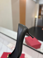 VALENTINO 26S POINTED-TOE PUMPS 65 MM IN BLACK SMOOTH CALFSKIN