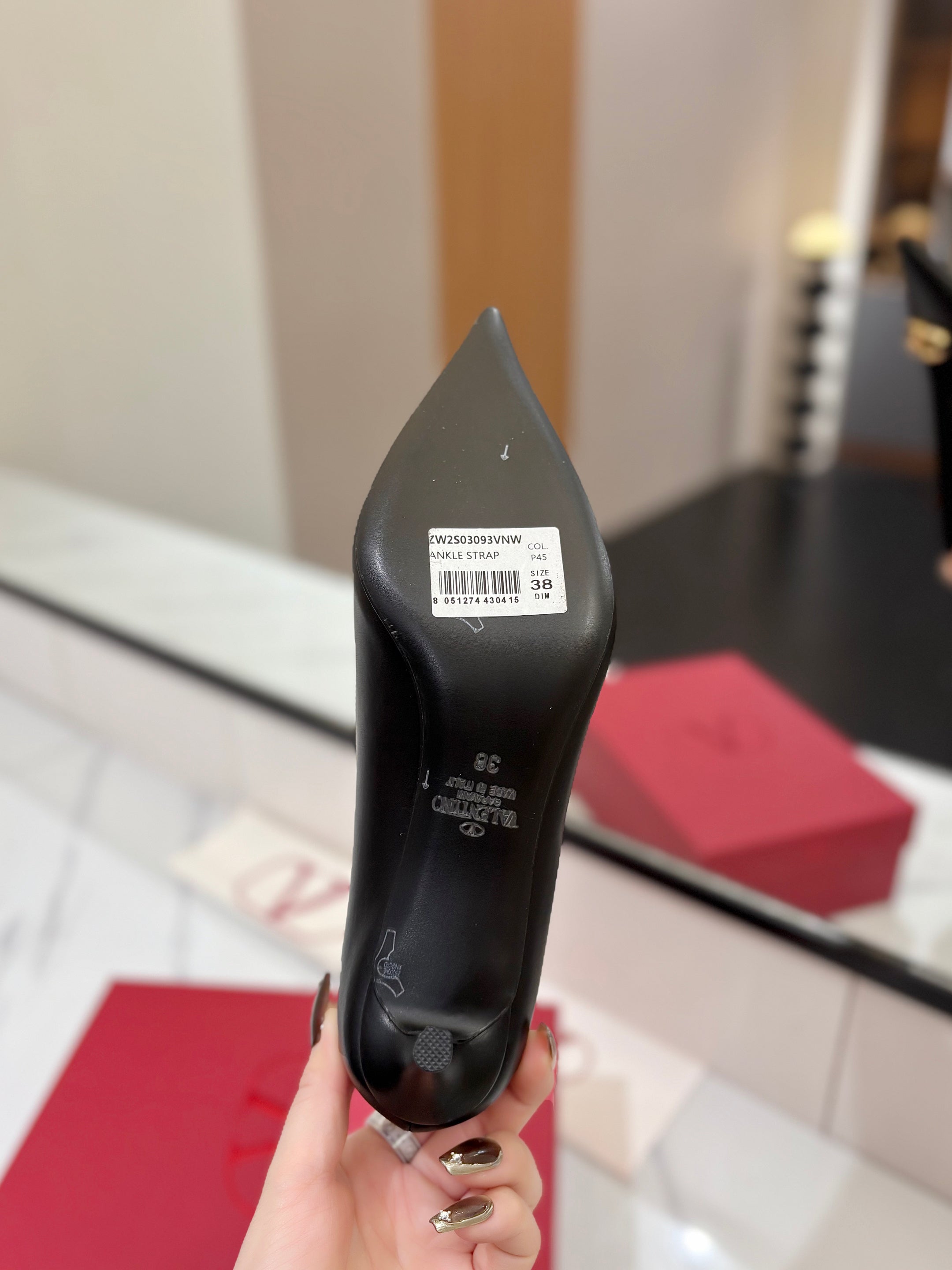 VALENTINO 26S POINTED-TOE PUMPS 65 MM IN BLACK SMOOTH CALFSKIN