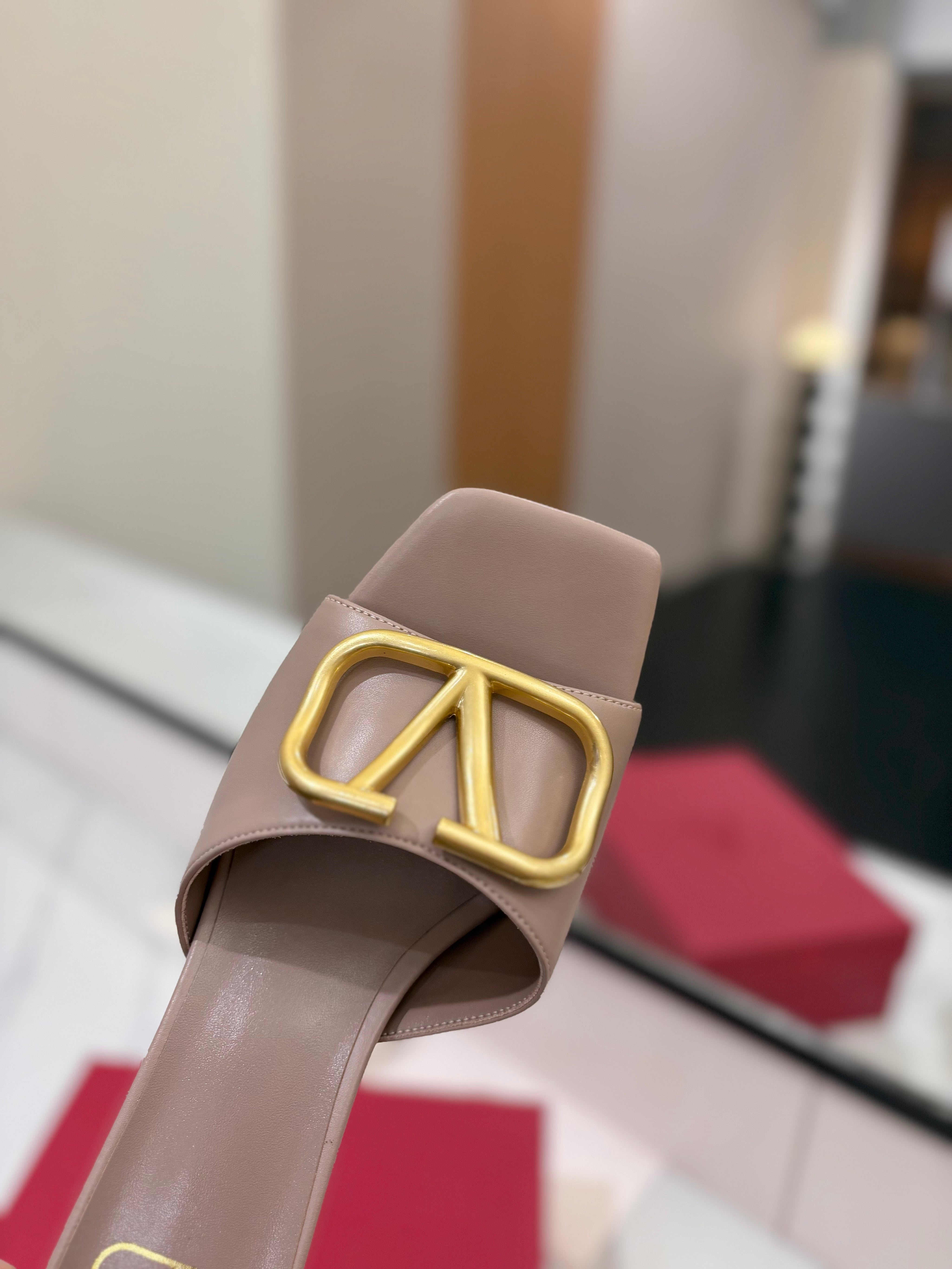 VALENTINO 26S HIGH-HEEL SANDALS 60 MM IN BEIGE CALFSKIN WITH GOLD HARDWARE