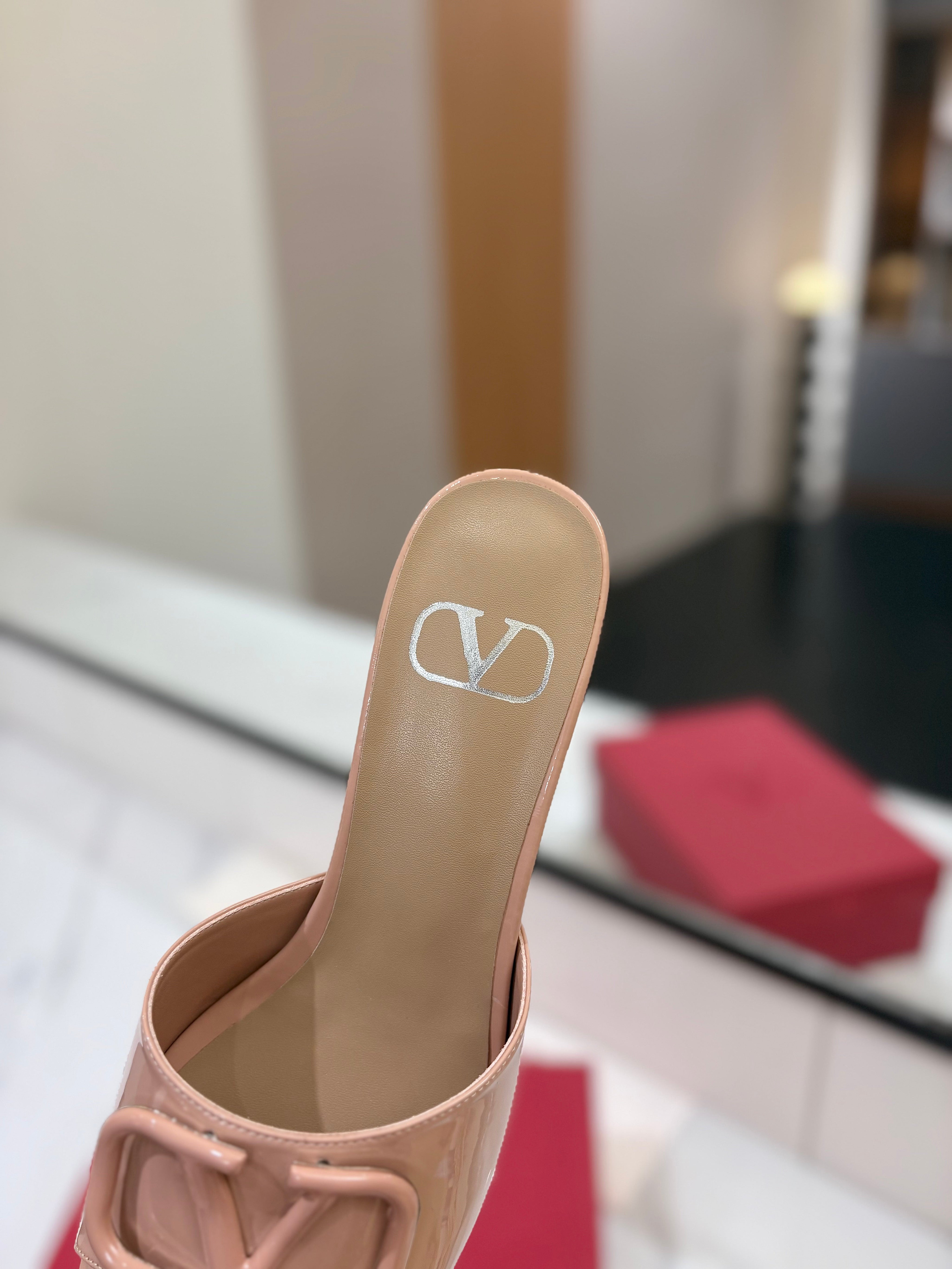 VALENTINO 26S HIGH-HEEL SANDALS 60 MM IN NUDE PINK PATENT CALFSKIN