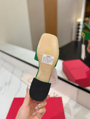 VALENTINO 26S SANDALS IN GREEN SMOOTH CALFSKIN WITH GOLD HARDWARE