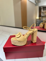 VLTN ESPADRILLE WEDGE SANDALS 25S 115 MM IN GOLDEN BEIGE LAMBSKIN