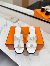 HM 26S HELIA SANDAL 70MM IN WHITE CALFSKIN