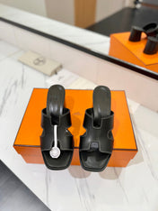 HM 26S HELIA SANDAL 70MM IN BLACK CALFSKIN