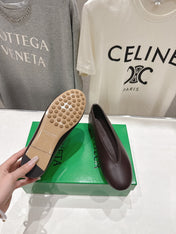 BOTTEGA VENETA 26S BALLET FLATS IN DARK BROWN LAMBSKIN