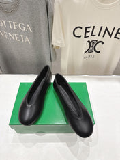 BOTTEGA VENETA 26S BALLET FLATS IN BLACK LAMBSKIN