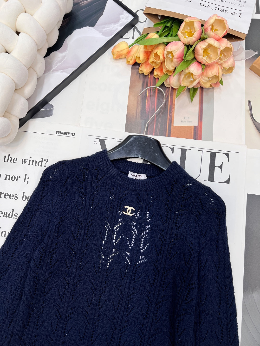 CHANEL 25S LONG-SLEEVE SWEATER 443