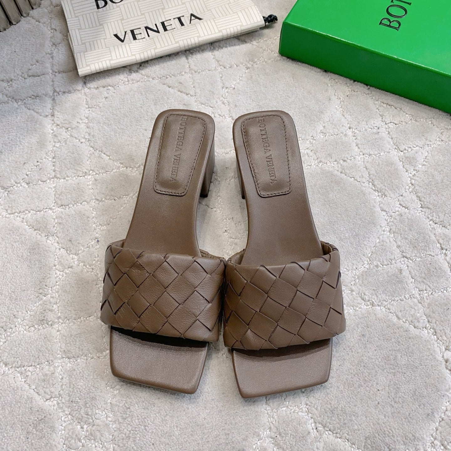 BOTTEGA VENETA 26S SQUARE-TOE HIGH-HEEL SANDALS 50 MM IN DARK BROWN LAMBSKIN