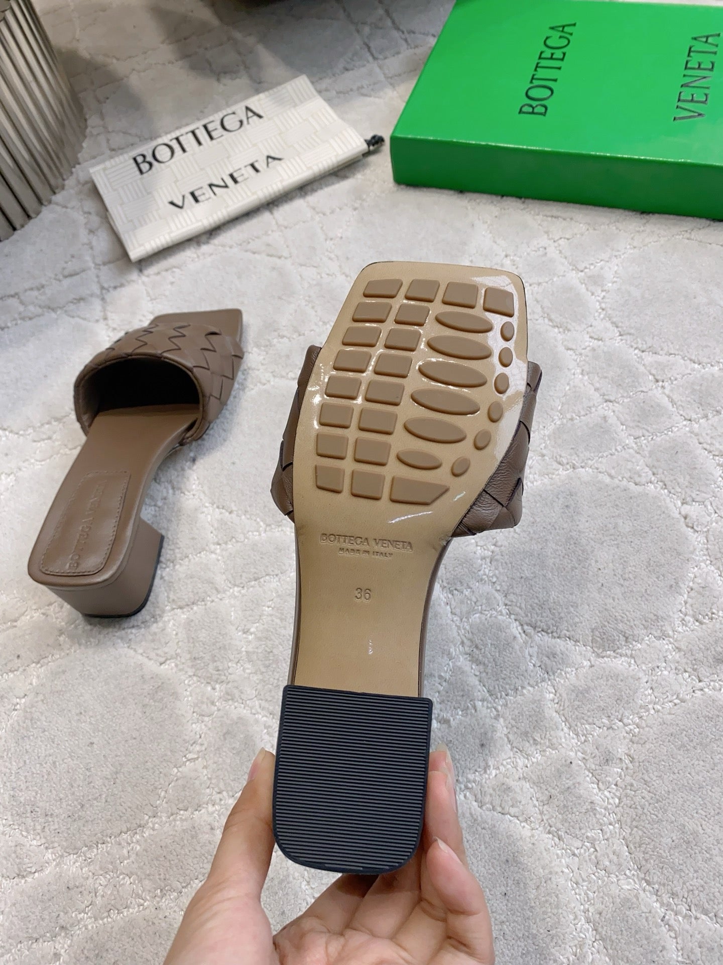 BOTTEGA VENETA 26S SQUARE-TOE HIGH-HEEL SANDALS 50 MM IN DARK BROWN LAMBSKIN