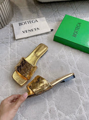 BOTTEGA VENETA 26S SQUARE-TOE SLIDE SANDALS IN GOLD LAMBSKIN