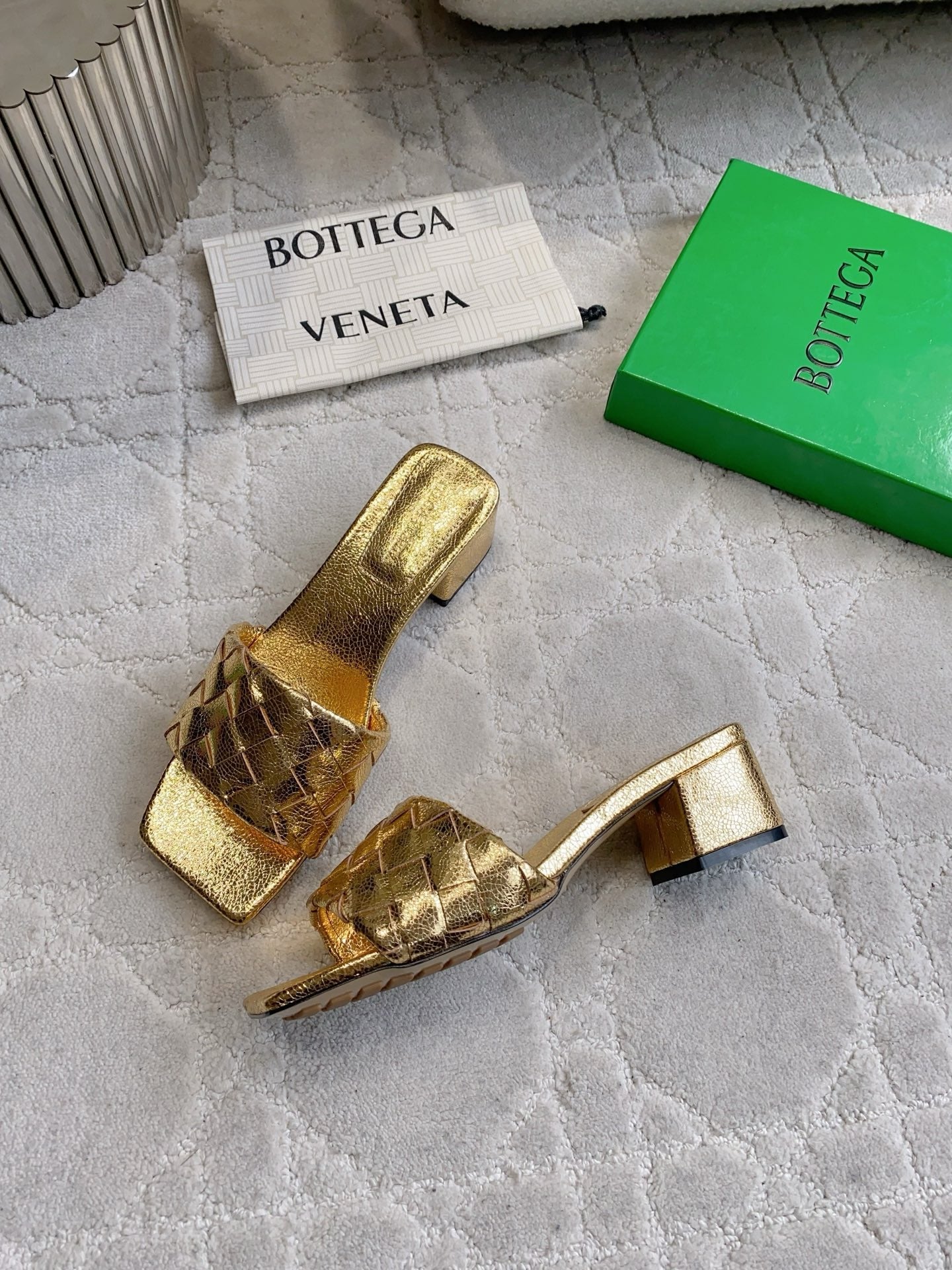 BOTTEGA VENETA 26S SQUARE-TOE HIGH-HEEL SANDALS 50 MM IN GOLD LAMBSKIN