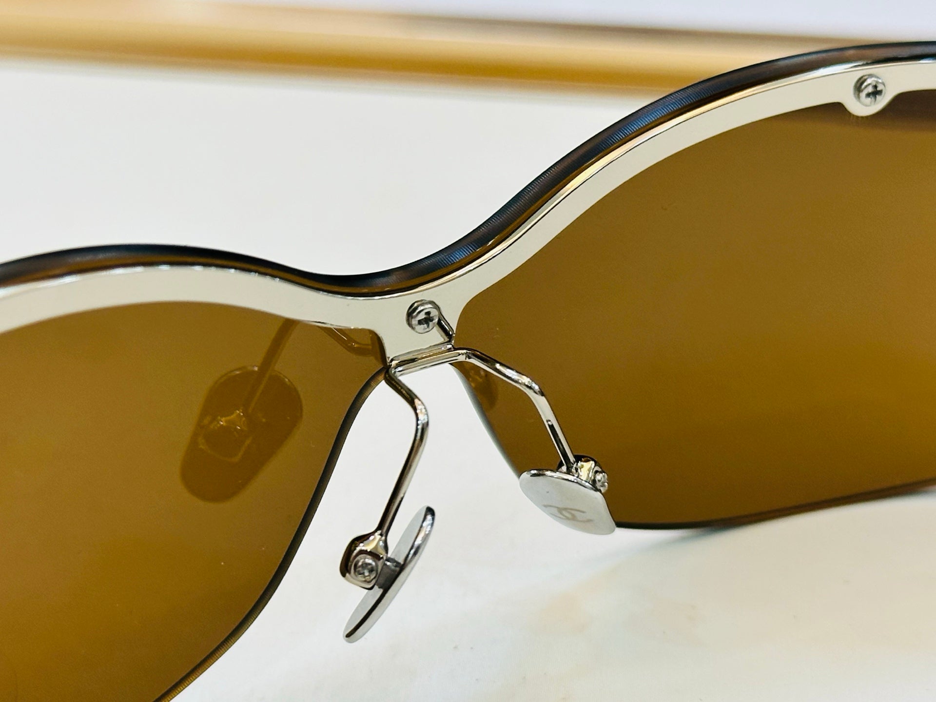 CHANEL 26S SHIELD FRAME IN ACETATE 401768