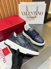 VALENTINO 26S ONESTUD SNEAKERS IN NAVY BLUE CALFSKIN