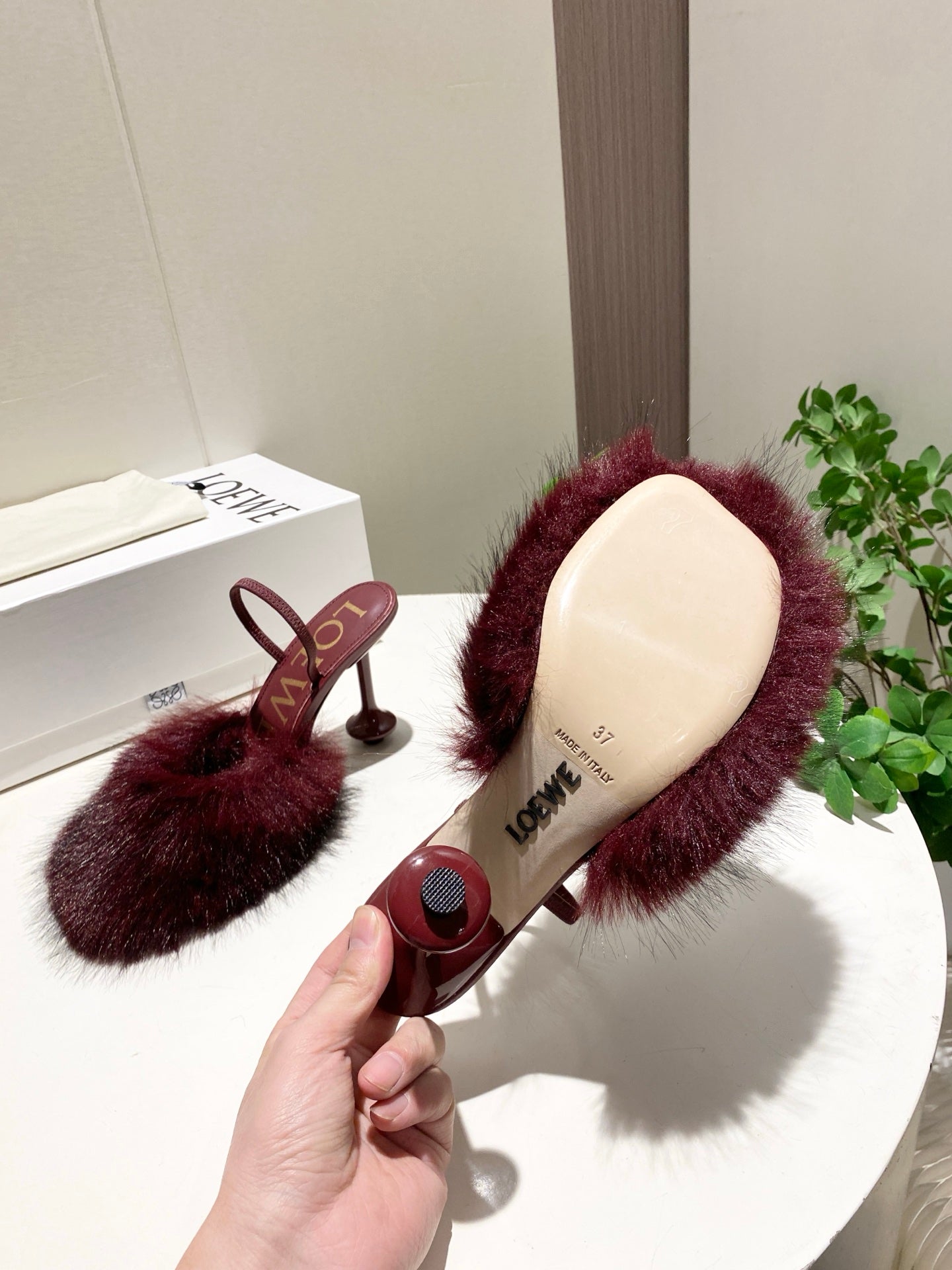 LOEWE 26S OPEN-BACK HIGH HEELS 100MM IN WINE RED CALFSKIN WITH FUR