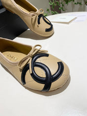 CHANEL 26S FLATS IN BEIGE LAMBSKIN WITH BOW