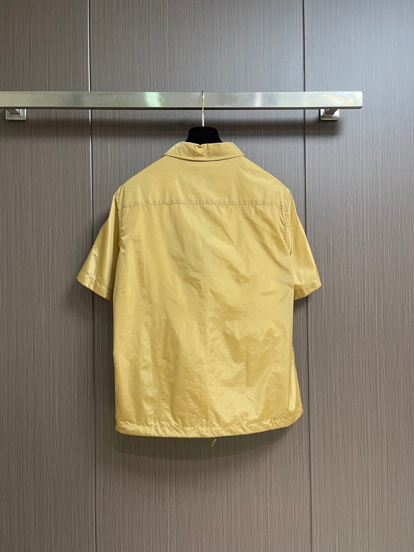 PRADA 26S SHORT-SLEEVE ZIP-UP SHIRT 1034
