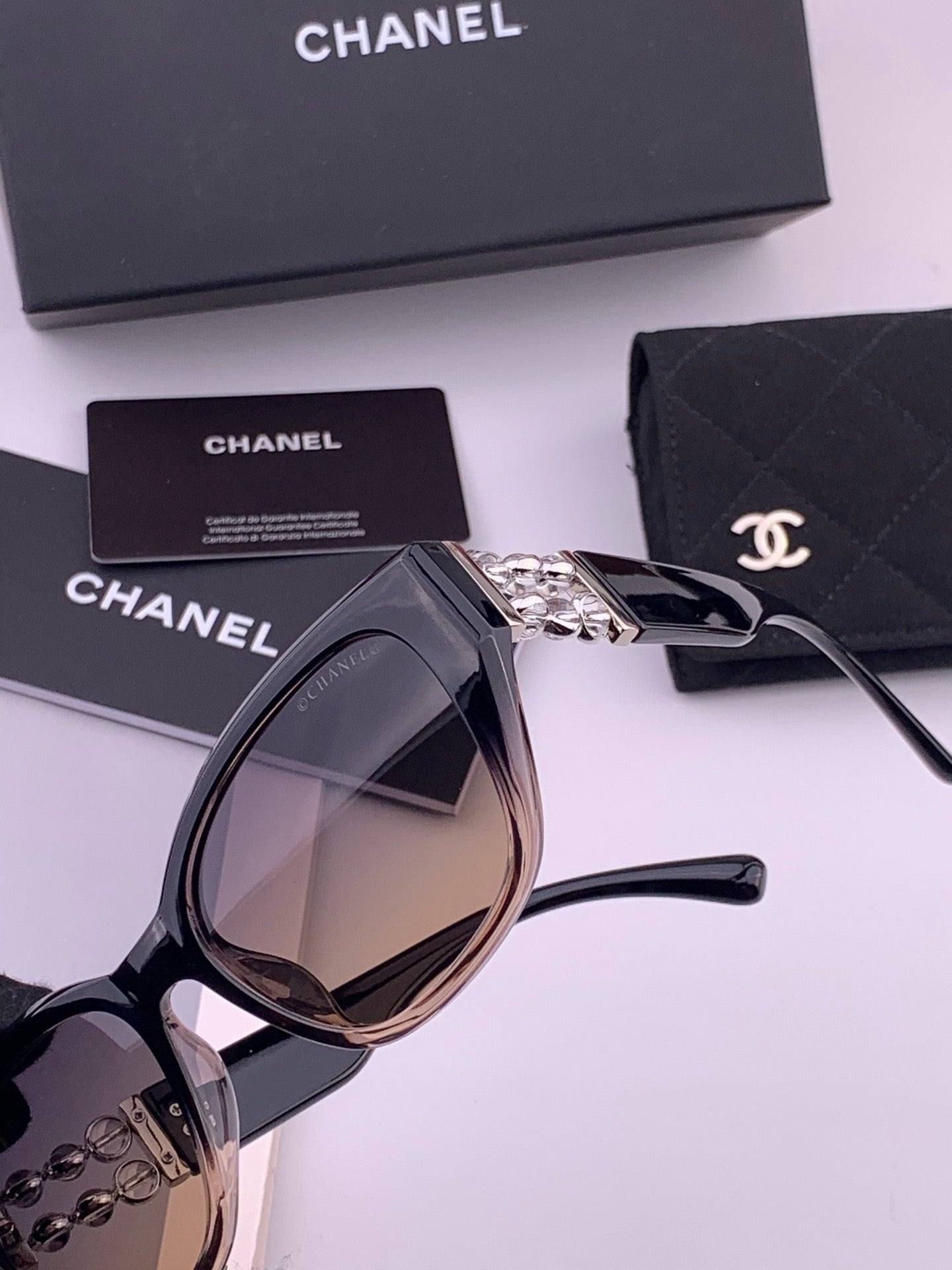 CHANEL 26S BLACK RECTANGULAR FRAME IN ACETATE 406782