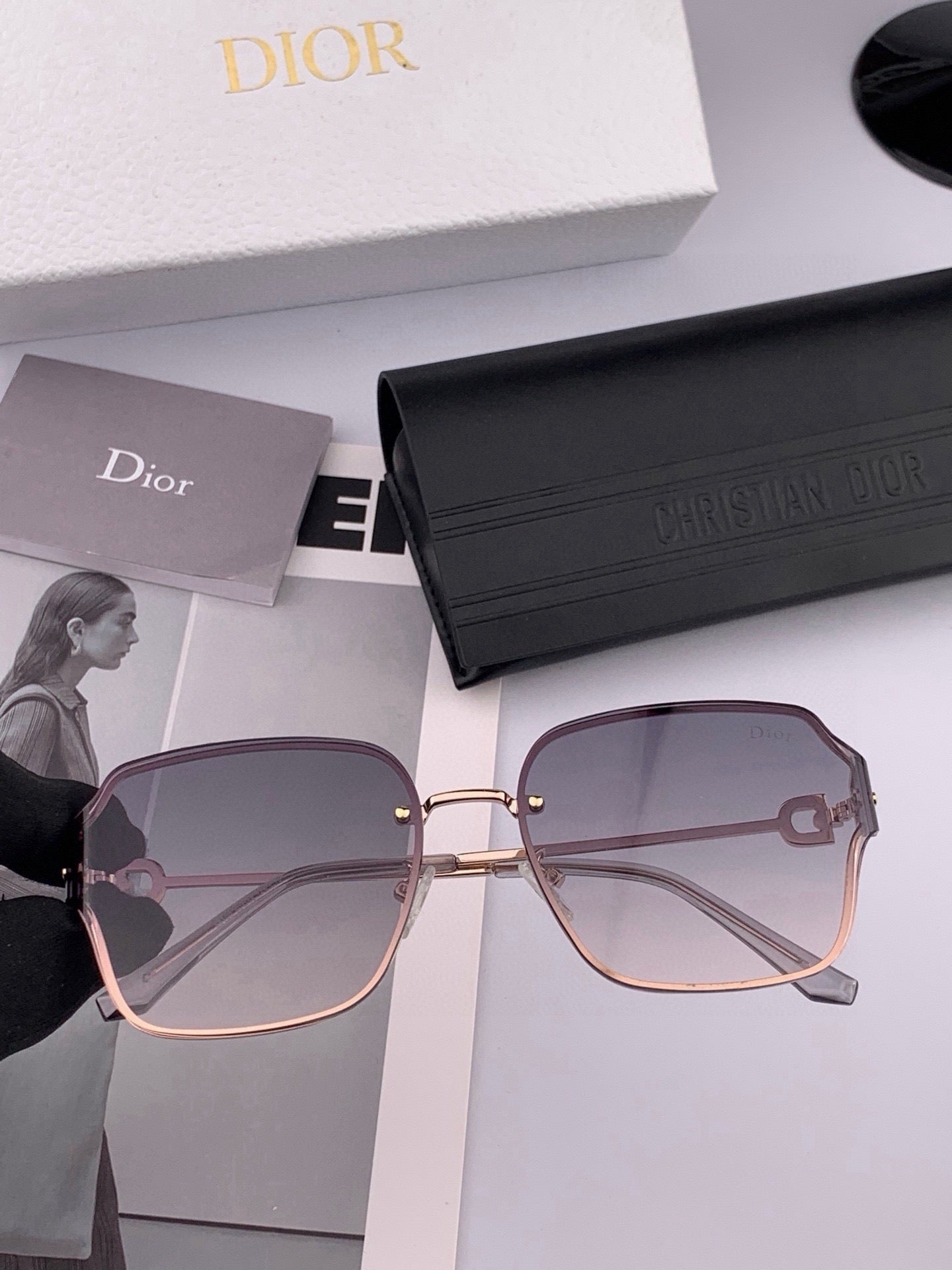 DIOR 26S ROUNDED SQUARE FRAME IN METAL 419174