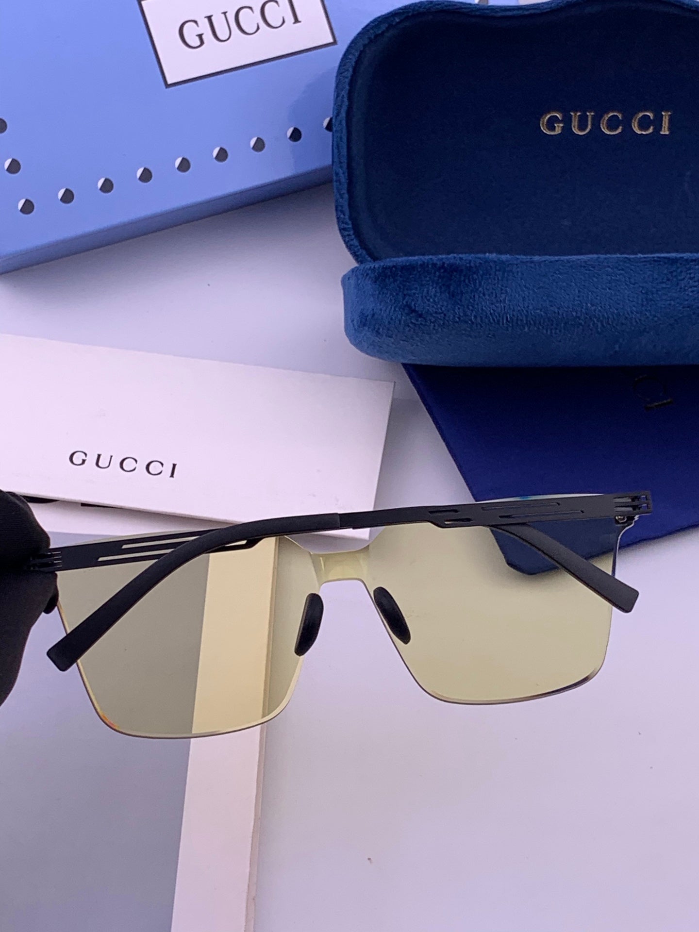 GUCCI 26S SQUARE FRAME IN METAL 422541