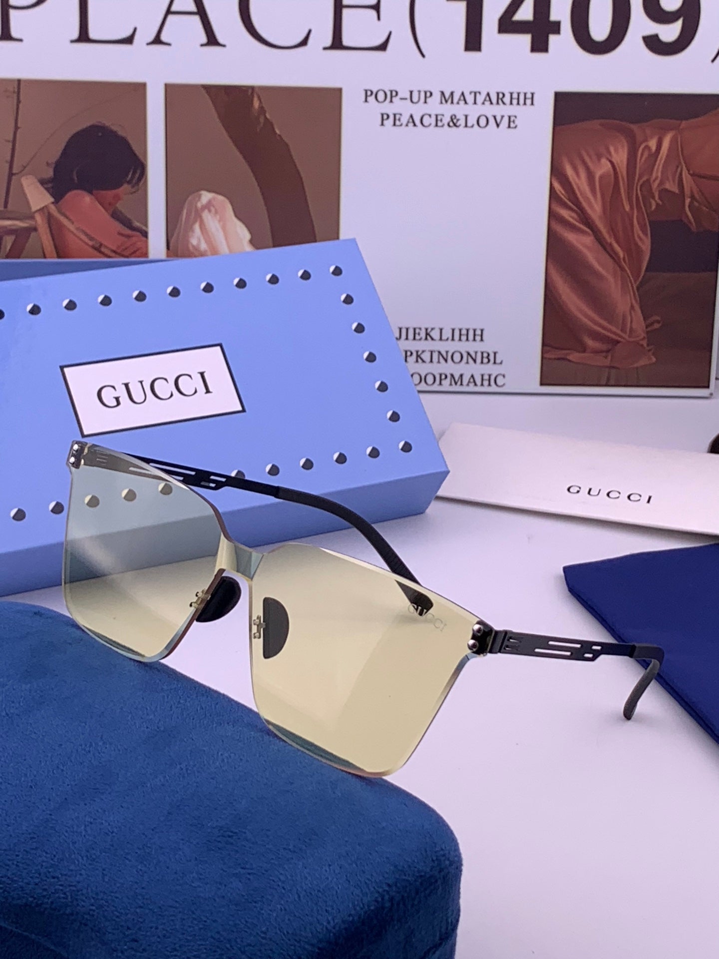 GUCCI 26S SQUARE FRAME IN METAL 422541