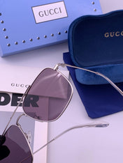 GUCCI 26S RECTANGULAR FRAME IN METAL 424707