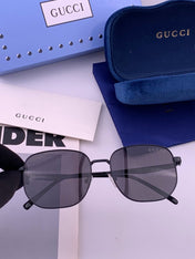 GUCCI 26S SQUARE FRAME IN METAL 424710